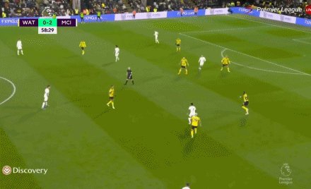 1638657017074052319.gif 世界杯高清赛事直播-【英超】B席梅开二度近5场5球 曼城3-1沃特福德登顶