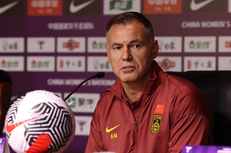 世界杯高清赛事直播-米利西奇:首场球员们在场上略显紧张,没完全发挥出应有的控制力