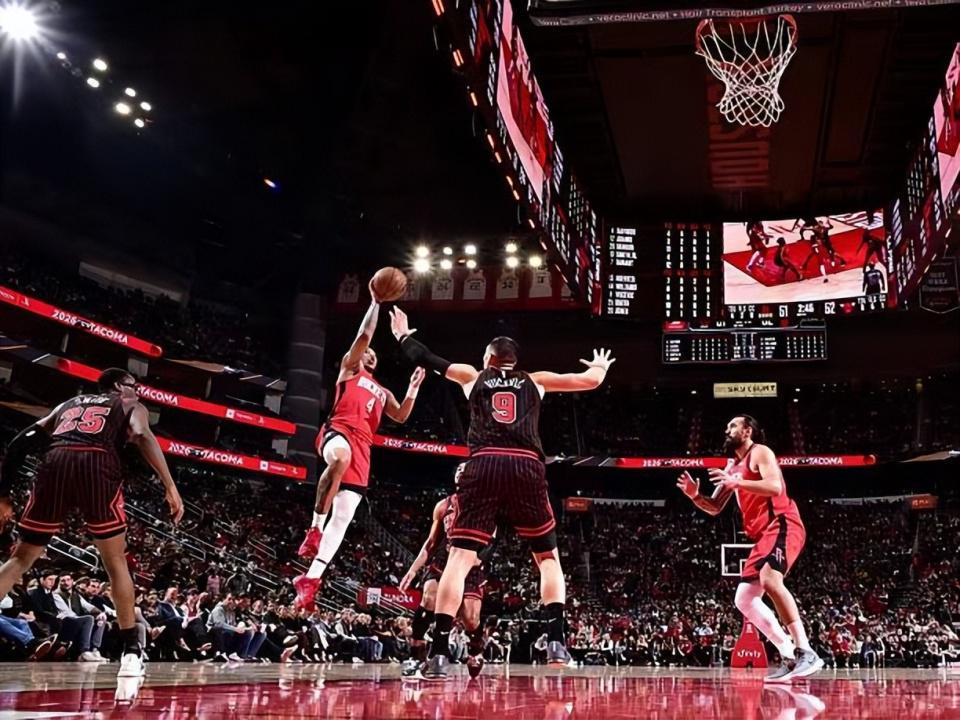 成功填补了火箭一号位的短板,但后场新星接下来还能继续出场吗?