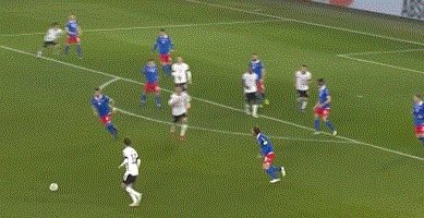 世界杯手机观看软件下载-【世预赛】穆勒+萨内双响 罗伊斯1射2传 德国9比0胜