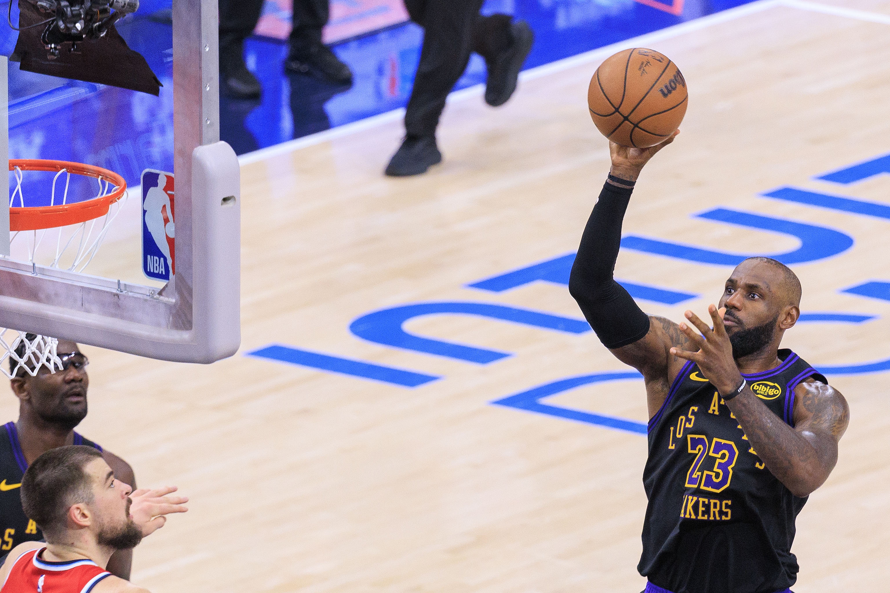 世界杯手机观看软件下载-Shams:我觉得此时此刻詹姆斯自己也不知道他想要如何结束生涯