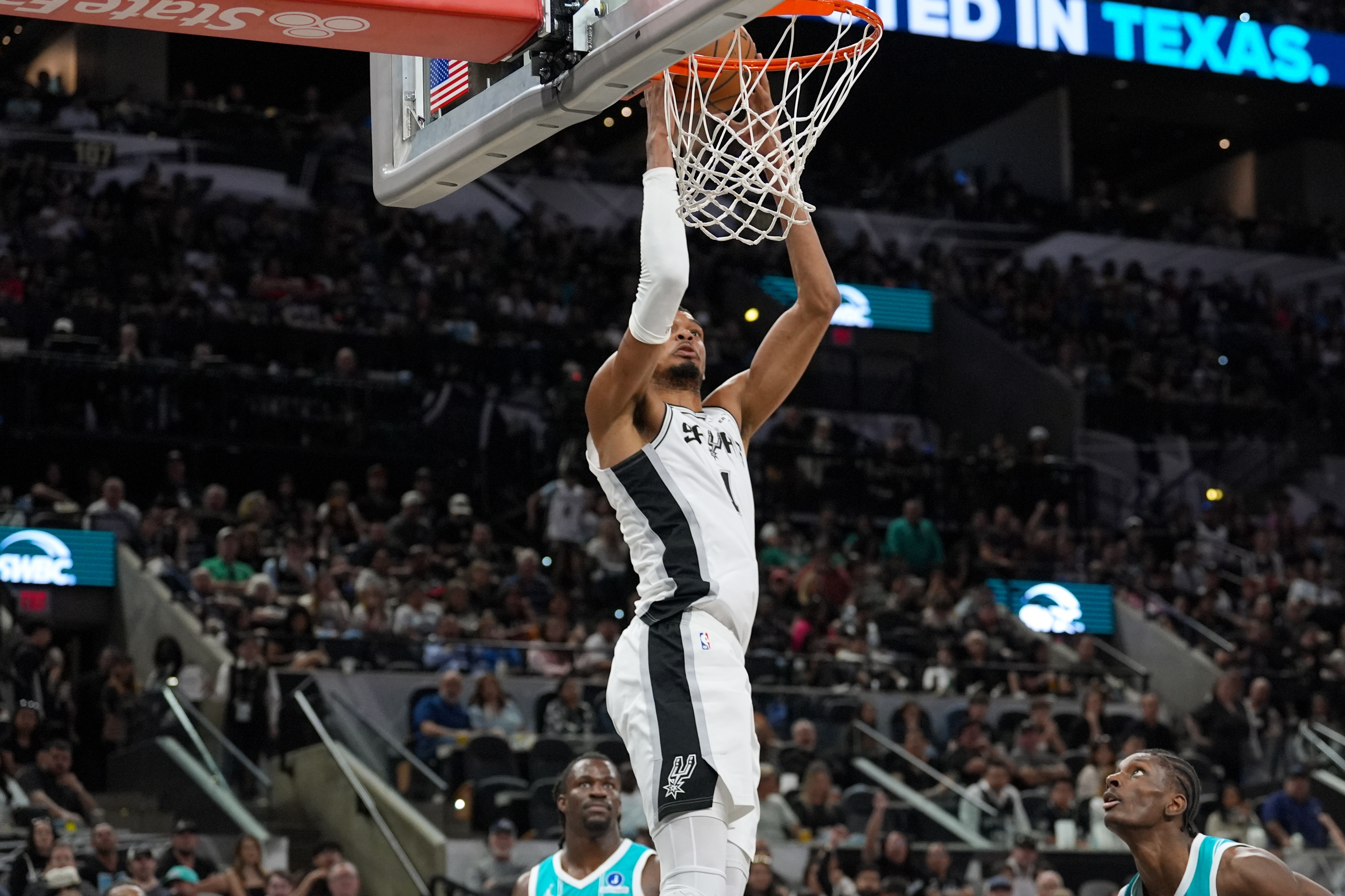 世界杯手机观看软件下载-仍有评奖资格！米奇：文班想要达成的目标清单或是史上最长之一